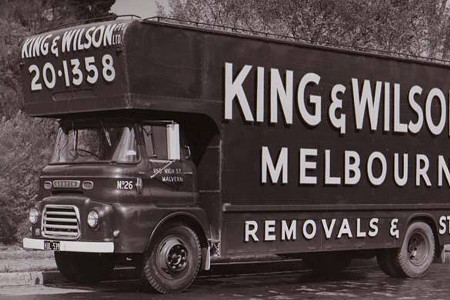 old (1930s?) king and wilson moving truck